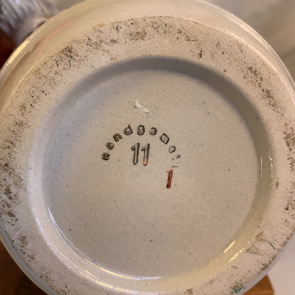 Handmade vintage beer/beir stein w/lid in EC - Picture 12 of 16